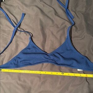 Aerie size medium bikini top